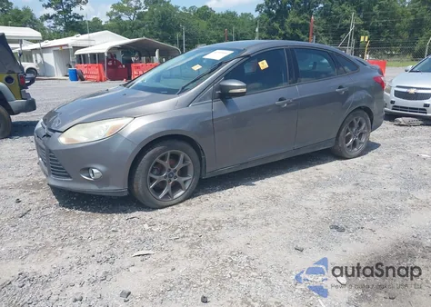 2013 Ford Focus Se z USA, uszkodzony, nr VIN 1FADP3F27DL240681